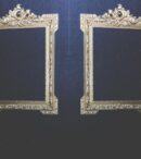 Cadres moulurés dorés, lot de 2