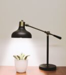 Lampe de bureau noir et laiton